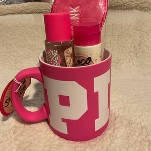 VS PINK GIFT SET MUG